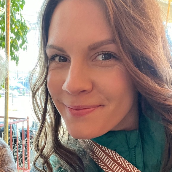 Meet your Posher, Molly - Picture 1 of 1